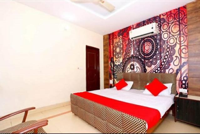 Hotel Mehak Kapurthala Town Exterior foto