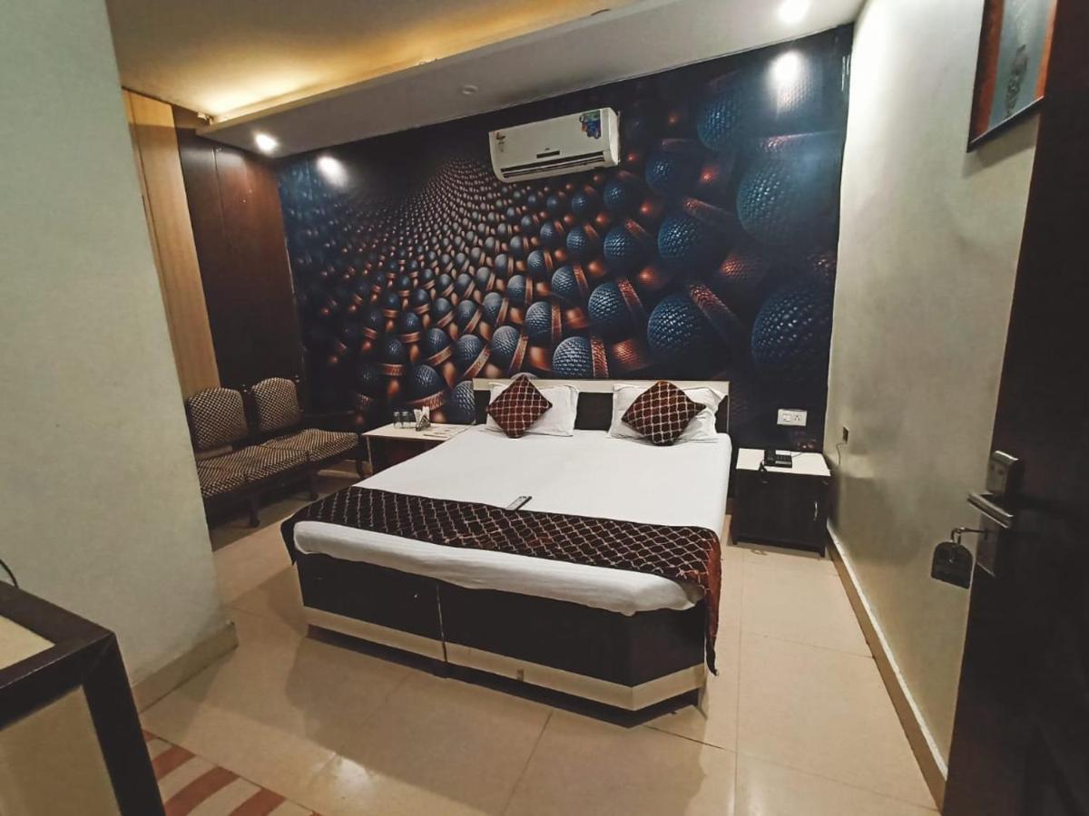 Hotel Mehak Kapurthala Town Exterior foto